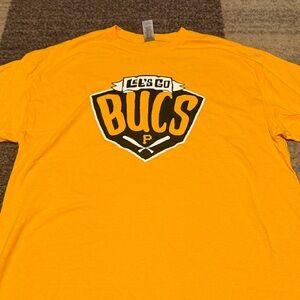 Gildan Men's Yellow 'Let's Go Bucs' Graphic Tee NWOT